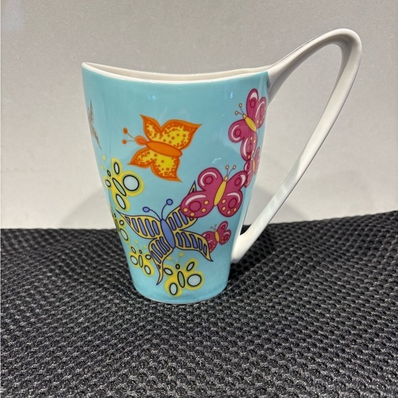 Collectible Whatever It Takes Mug Designed By Heidi Klum - Picture 1 of 11